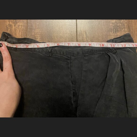 Super soft High Waist Flare Shorts - Picture 3 of 4